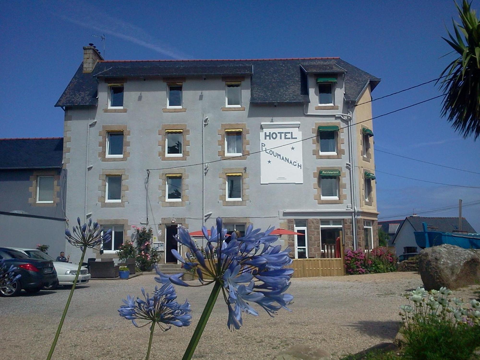 Hotel Restaurant Le Phare Perros-Guirec Exteriör bild